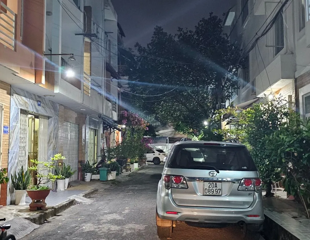 Nhà 3 tầng diện tích 64m2 hẻm 8m, gần công viên quận Cầu Giấy... Bán nhà riêng tại Tân Sơn, Hồ Chí Minh 01