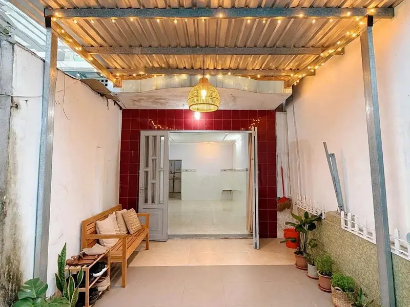 Gần Nhà Thờ Xóm Chiếu - 2 Tầng - 75m2 - Nhỉnh 6 tỷ - Nở hậu tài lộc... Bán nhà riêng tại Xóm Chiếu, Hồ Chí Minh 01