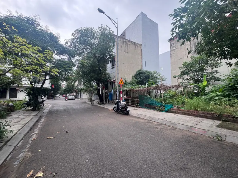 BÁN ĐẤT THANH AM, VIỆT HƯNG 50M2- MT 4.5M- VỈA HÈ, Ô TÔ TRÁNH... Bán đất tại Việt Hưng, Hà Nội 01