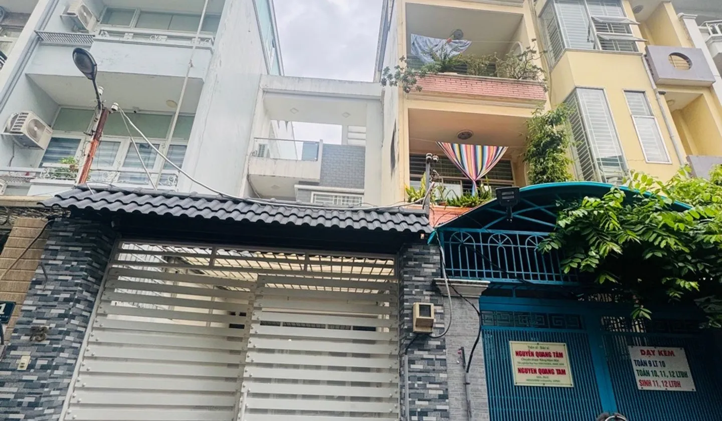 Nhà Hai Mặt Tiền Đẳng Cấp Tại Quận 3... Bán nhà mặt phố tại Bàn Cờ, Hồ Chí Minh 01