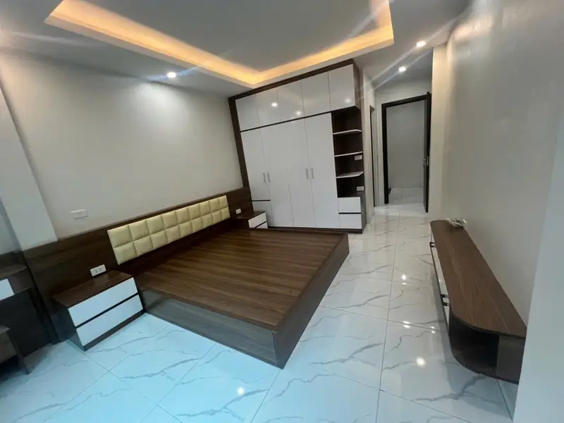 Bán nhà đẹp ở ngay Lê Qúy Đông 36 5 tầng trung tâm Hà Đông, ô tô đỗ cửa... Bán Shophouse tại Hà Đông, Hà Nội 01