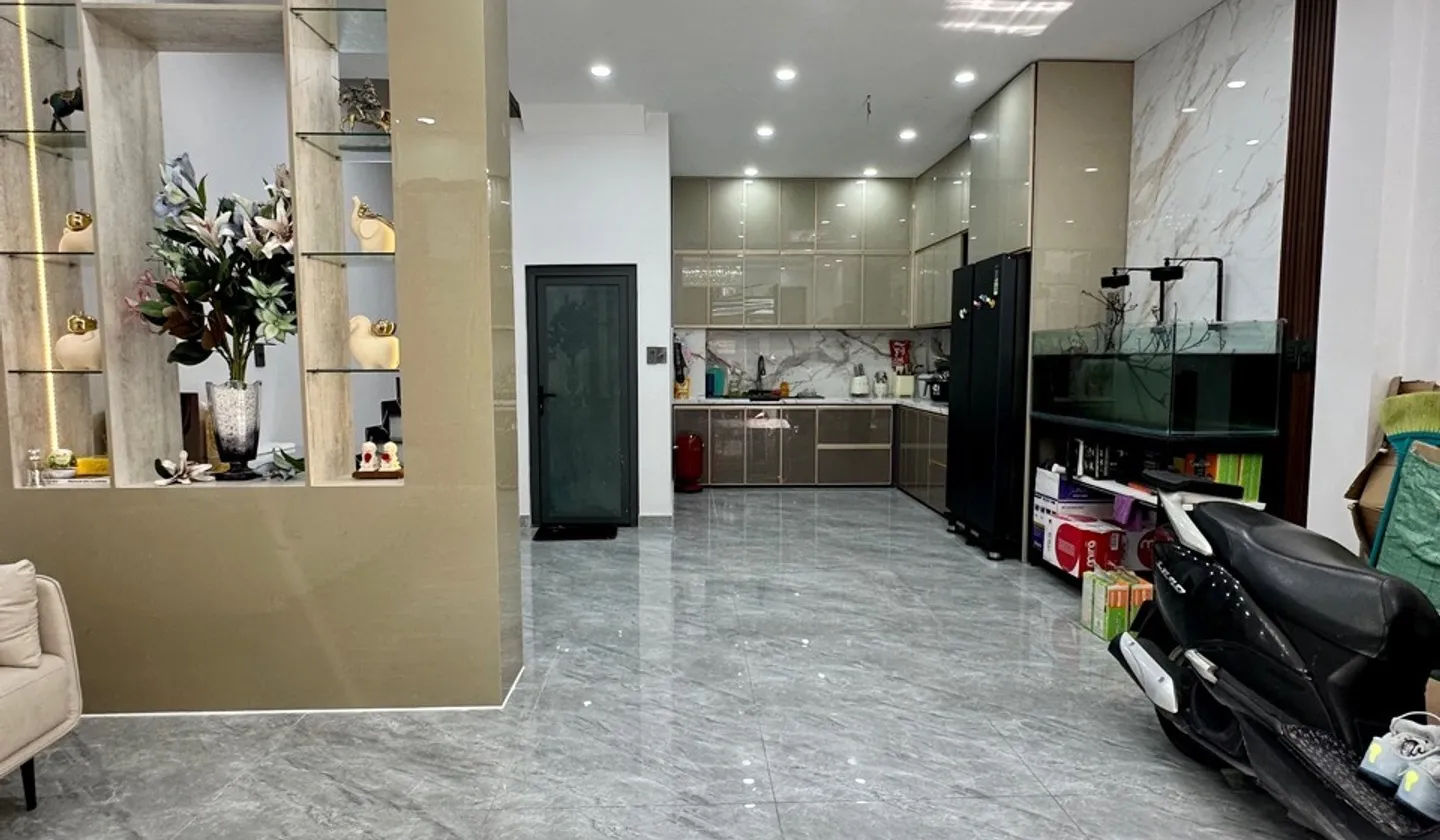 BIỆT THỰ MINI CẦN TÌM CHỦ MỚI - 5 TẦNG – 3PN – Q.11- HẺM XE HƠI 6M THÔNG – 11.2 TỎI (TL)... Bán nhà riêng tại Minh Phụng, Hồ Chí Minh 01