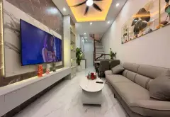 Bán nhà riêng 5 tầng ở Khương Trung, gần hồ, hai thoáng, giao thông thuận tiện... Bán nhà riêng tại Khương Đình, Hà Nội 01