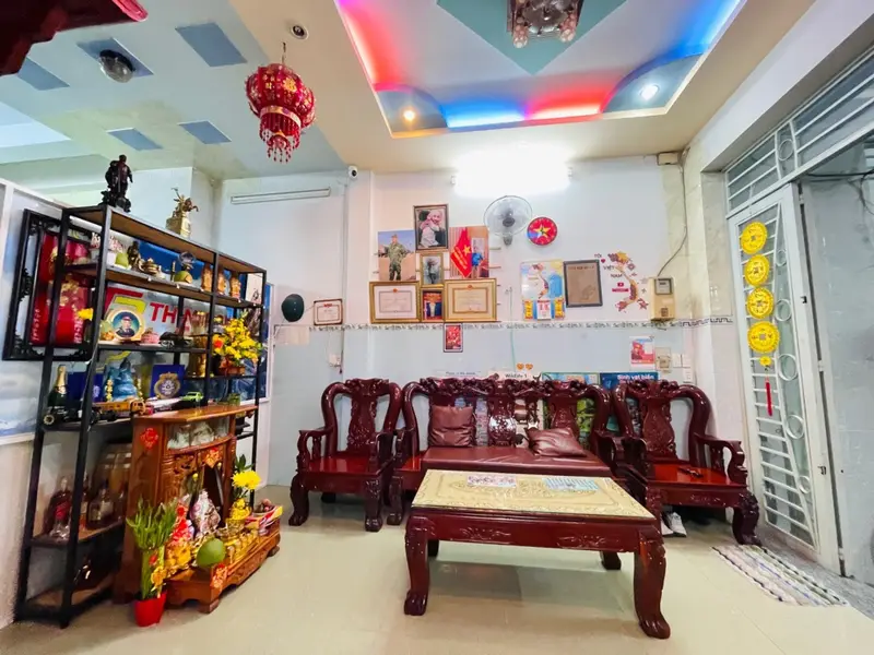 NHÀ VỊ TRÍ ĐẸP - ĐƯỜNG XE HƠI 6M THÔNG 1 TRỤC THẲNG - 90M2 CN ĐỦ - 6PN . 11đ TL... Bán nhà riêng tại An Hội Tây, Hồ Chí Minh 01