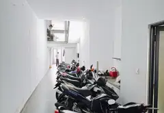 MT CHỢ HOÀNG DIỆU - DÒNG TIỀN 300TR/NĂM - 5 TẦNG HC ĐỦ - NỞ HẬU... Bán nhà riêng tại Khánh Hội, Hồ Chí Minh 01
