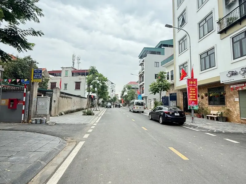 Bán nhà riêng 6 tầng tại Phúc Lợi, mặt tiền 9.5m, xây độc lập, thang máy... Bán nhà riêng tại Phúc Lợi, Hà Nội 01