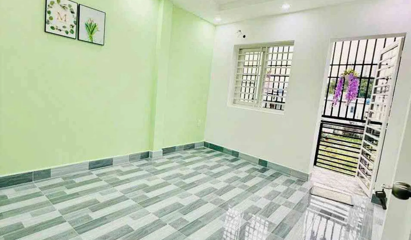 Cơ hội hiếm có sở hữu nhà 2 tầng hướng Đông Nam tại Phường Chánh Hưng, TP.HCM... Bán nhà riêng tại Chánh Hưng, Hồ Chí Minh 01