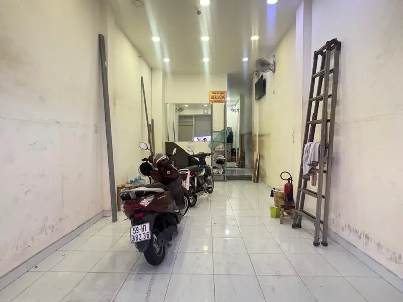 Nhà mặt phố 5 tầng đẳng cấp tại phường Chợ Lớn, trung tâm kinh doanh sầm uất... Bán nhà mặt phố tại Chợ Lớn, Hồ Chí Minh 01