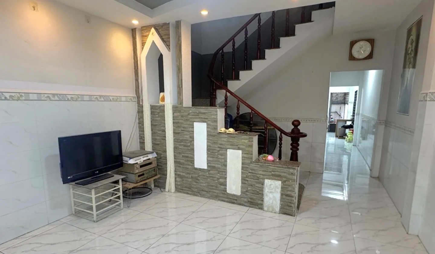 BÁ.N NHÀ ĐẸP SÁT TÂ.N KỲ TÂN QUÝ - HẺM XE HƠI - 4 NỞ HẬ.U (5X21M )... Bán nhà riêng tại Bình Hưng Hòa, Hồ Chí Minh 01