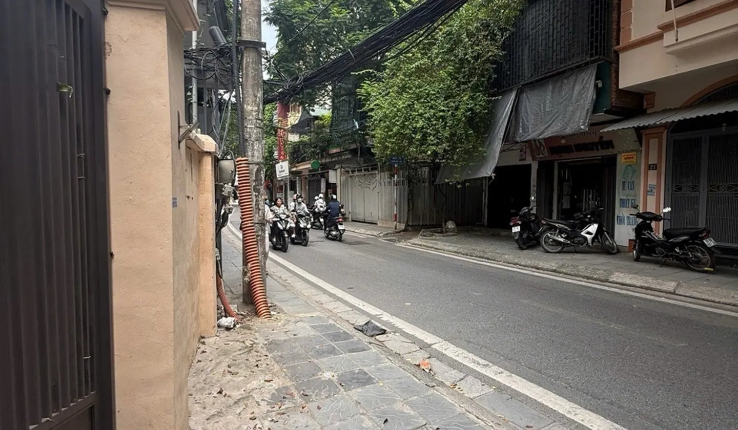 Bán Nhà Vạn Bảo phân lô ô tô Ba Đình, 34m2, giá 11 tỷ, vị trí hiếm... Bán nhà riêng tại Ngọc Hà, Hà Nội 01