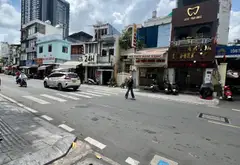 Nhà góc 2 mặt tiền quận 1 - vị trí siêu đỉnh... Bán nhà mặt phố tại Cầu Ông Lãnh, Hồ Chí Minh 02