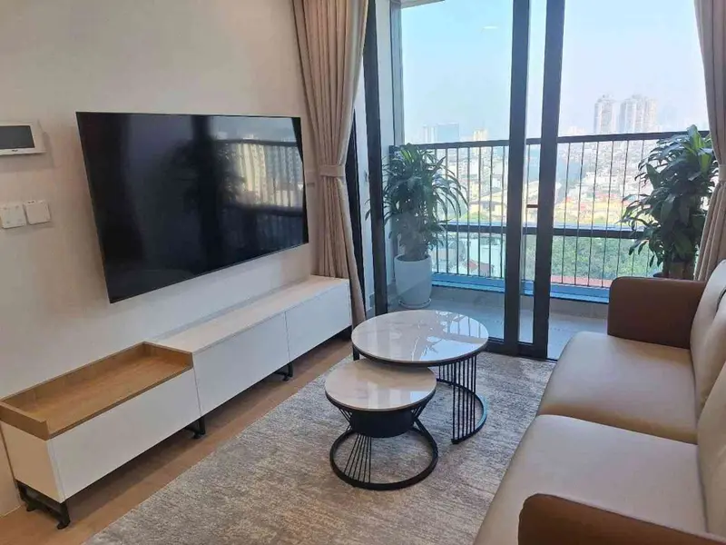 Bán căn hộ tại 90 đường Láng, dt 69,9m2; 2 phòng ngủ , 2 nhà tắm - Nhà đẹp tầng cao đầy đủ nội thất... Bán căn hộ chung cư tại Đống Đa, Hà Nội 01