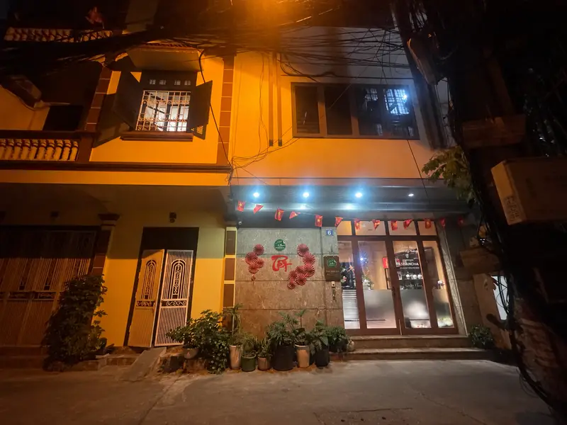 Nhà hiếm Chùa Bộc, hai mặt thoáng ô tô tránh. Trước nhà sân rất rộng, 50m thẳng tắp ra mặt phố... Bán nhà riêng tại Kim Liên, Hà Nội 01