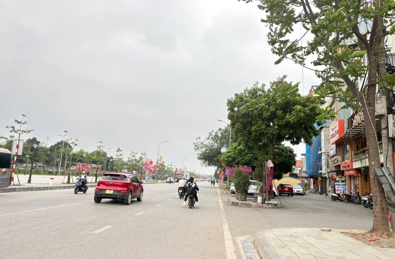 ❤️DIỆN TÍCH NHỎ-3 BƯỚC RA TRỤC CHÍNH-50M ĐẾN ĐƯỜNG VÕ VĂN KIỆT-GẦN NGAY KCN BẮC THĂNG LONG❤️... Bán owner_side tại Thiên Lộc, Hà Nội 01