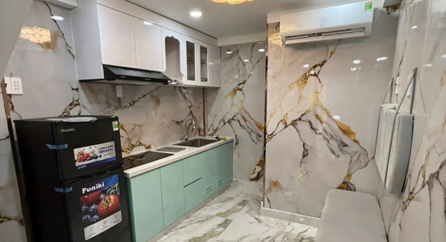 Bán nhà riêng 4 tầng 4 phòng ngủ hướng Nam tại Quận 5, tiện nghi đầy đủ... Bán nhà riêng tại Chợ Quán, Hồ Chí Minh 01