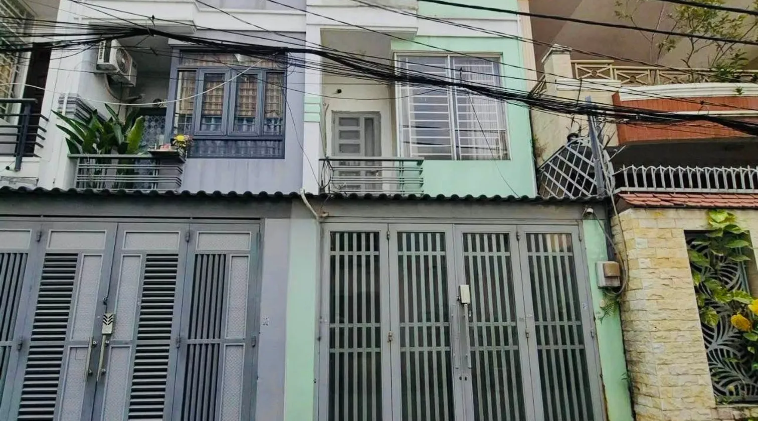 Bán nhà 3 tầng 54m2 hướng Đông Bắc tại Dương Quảng Hàm... Bán nhà riêng tại An Nhơn, Hồ Chí Minh 01