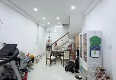 Cơ hội hiếm có sở hữu nhà riêng vị trí đắc địa quận 10 giá tốt... Bán nhà riêng tại Hòa Hưng, Hồ Chí Minh 01