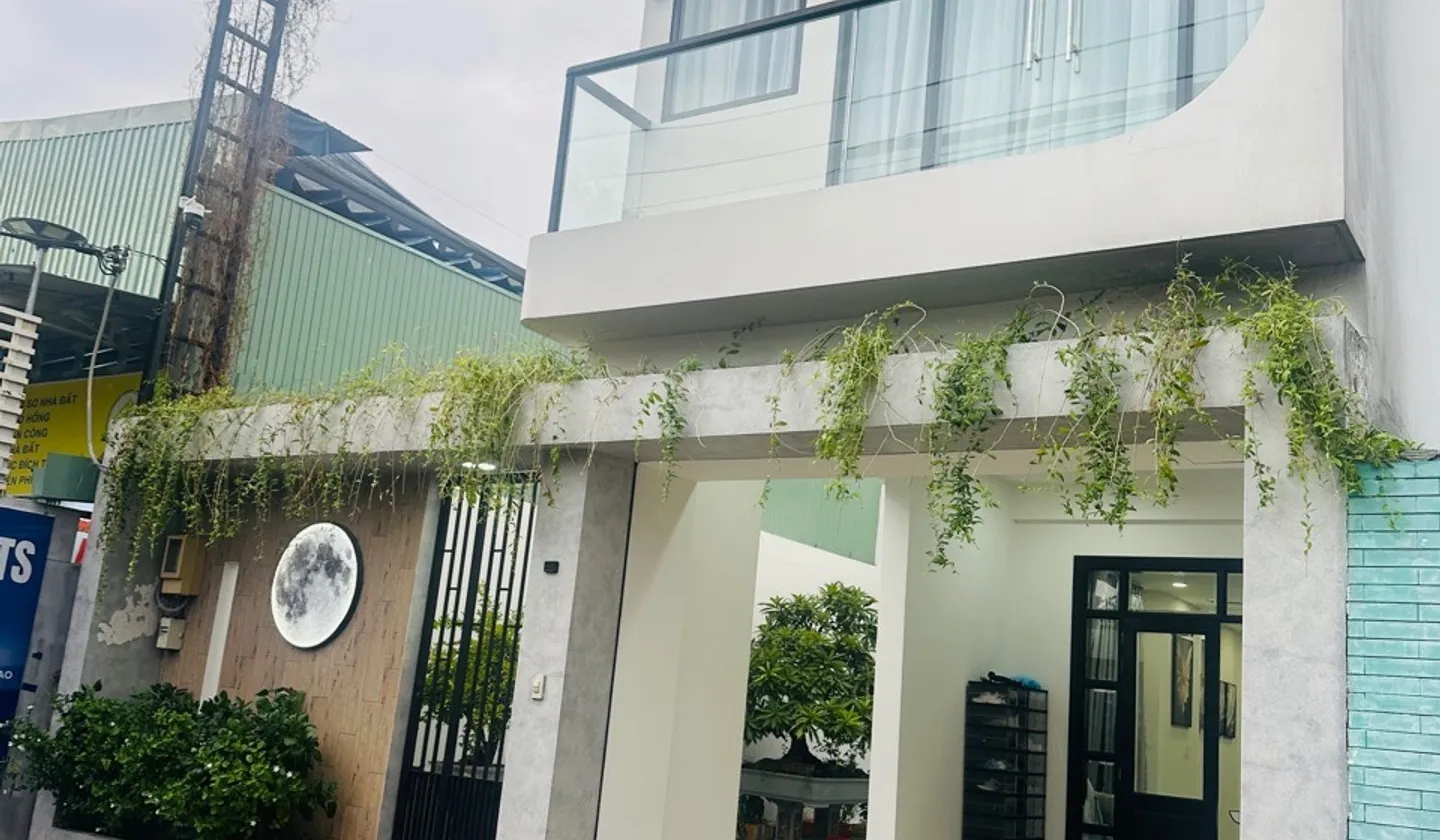 Nhà phố hiện đại ba tầng tại Tô Ký với không gian sống đẳng cấp... Bán nhà riêng tại Đông Thạnh, Hồ Chí Minh 01