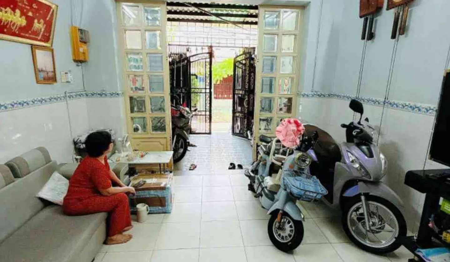 Nhà 4 tầng 5 phòng ngủ Dương Bá Trạc tại P. Chánh Hưng, Q8 giá 7.38 tỷ 0948769331... Bán nhà riêng tại Chánh Hưng, Hồ Chí Minh 01