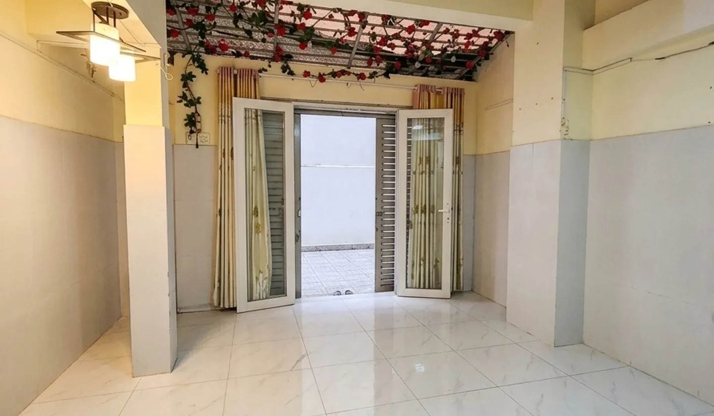4 TẦNG BTCT – VÀI BƯỚC RA MẶT TIỀN - NGUYỄN ĐÌNH CHÍNH - DÒNG TIỀN 17TR/THÁNG... Bán nhà riêng tại Phú Nhuận, Hồ Chí Minh 01