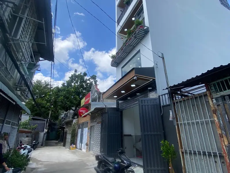 Nhà 5 tầng siêu rộng Quận 12 giá bất ngờ... Bán nhà riêng tại Tân Thới Hiệp, Hồ Chí Minh 01