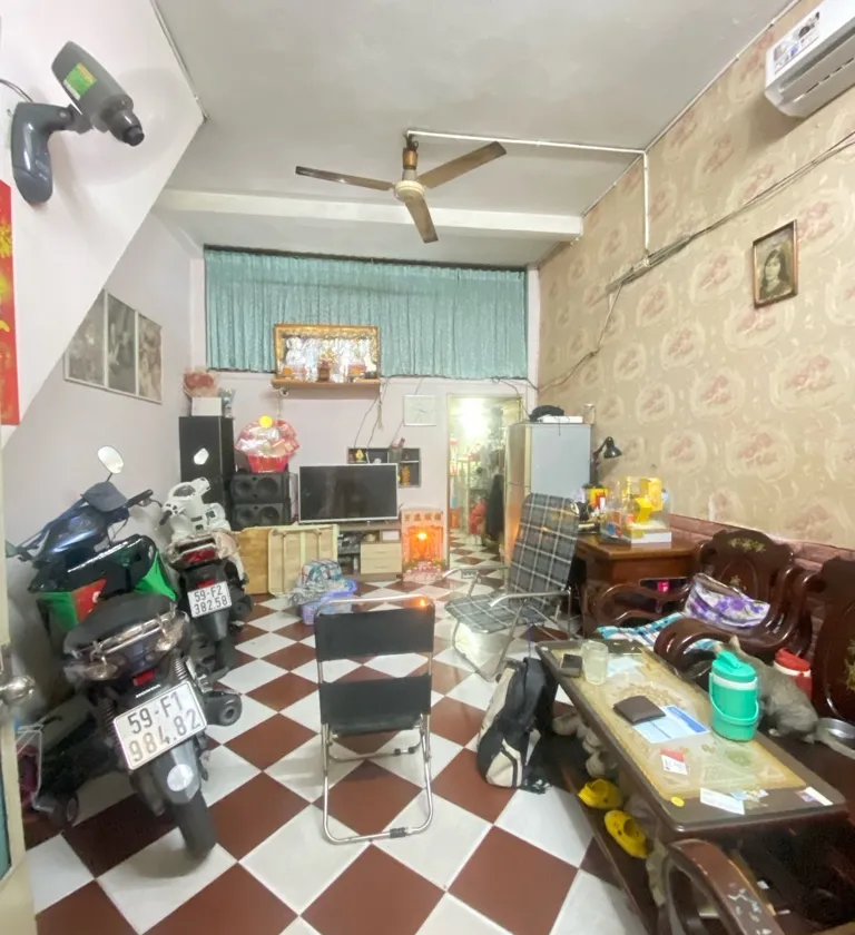 Cơ hội vàng sở hữu nhà 2 tầng hiếm có ở Quận 3, khu dân trí cao... Bán nhà riêng tại Bàn Cờ, Hồ Chí Minh 01