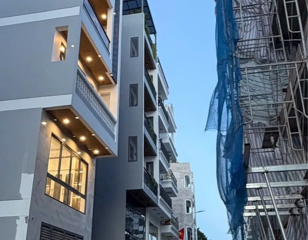 Cơ Hội Vàng Sở Hữu Toà Nhà CHDV 5 Tầng Mới 100% Có Thang Máy Tại Hoàng Quốc Việt Dòng Tiền Khủng... Bán nhà riêng tại Phú Thuận, Hồ Chí Minh 01