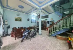 HẺM XE TẢI - XE HƠI VÀO NHÀ - NGANG GẦN 7M, VUÔNG ĐÉT - MỘT ĐỜI CHỦ - SỔ CẦM TAY, HOÀN CÔNG - GẦN Đ... Bán nhà riêng tại Bình Thới, Hồ Chí Minh 01