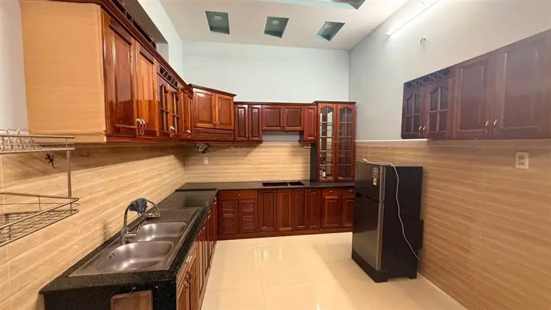 Nhà hai mặt hẻm 3 tầng 4 phòng ngủ tại An Phú Đông, TP.HCM... Bán nhà riêng tại An Phú Đông, Hồ Chí Minh 01