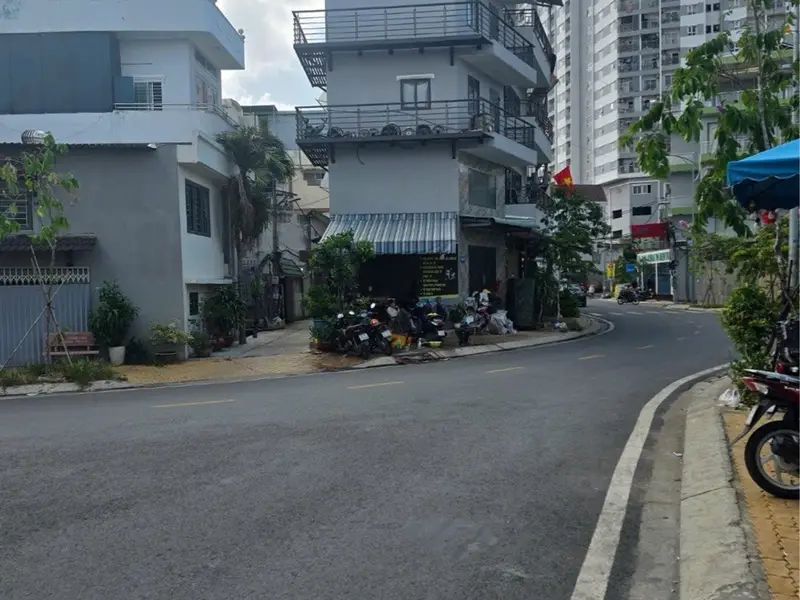 Nhà 3 tầng giá tốt tại Phường An Lạc, cơ hội hiếm có cho nhà đầu tư
Kinh Dương Vương ,Cạnh Aeon Bin... Bán nhà riêng tại An Lạc, Hồ Chí Minh 01
