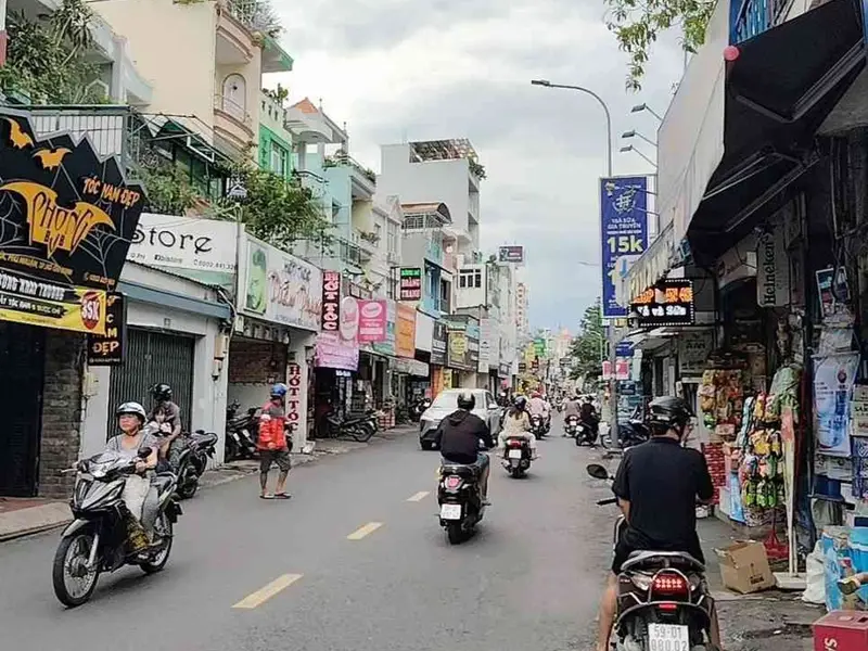 Bán nhà mặt phố 3 tầng 4PN Phường Đức Nhuận, Phú Nhuận, HCM 8,2 tỷ... Bán nhà mặt phố tại Đức Nhuận, Hồ Chí Minh 01