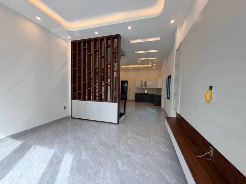 Bán nhà riêng 3 tầng tại phường Cao Xanh, Quảng Ninh với thiết kế hiện đại và tiện nghi DT 64,9m... Bán nhà riêng tại Cao Xanh, Quảng Ninh 01