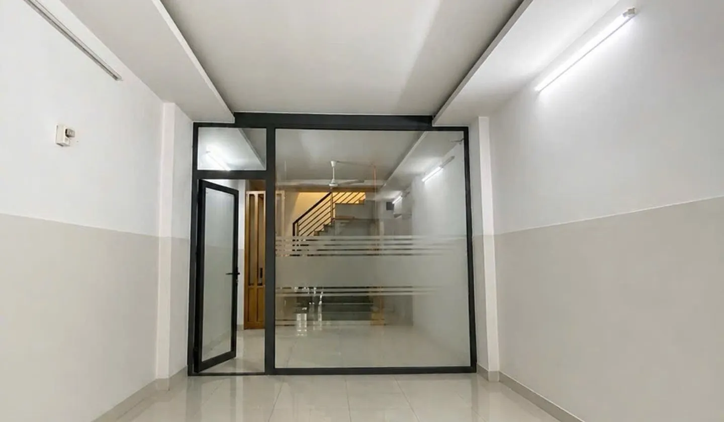 Nhà mặt tiền rộng 4.1m đường Liên khu 8-9. Cơ hội kinh doanh đắc địa tại Bình Hưng Hòa A, Bình Tân... Bán nhà mặt phố tại Bình Hưng Hòa, Hồ Chí Minh 01