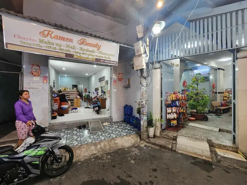 Cơ hội vàng sở hữu nhà mặt tiền hẻm kinh doanh tại Phạm Thế Hiển với giá cực tốt... Bán nhà riêng tại Chánh Hưng, Hồ Chí Minh 01