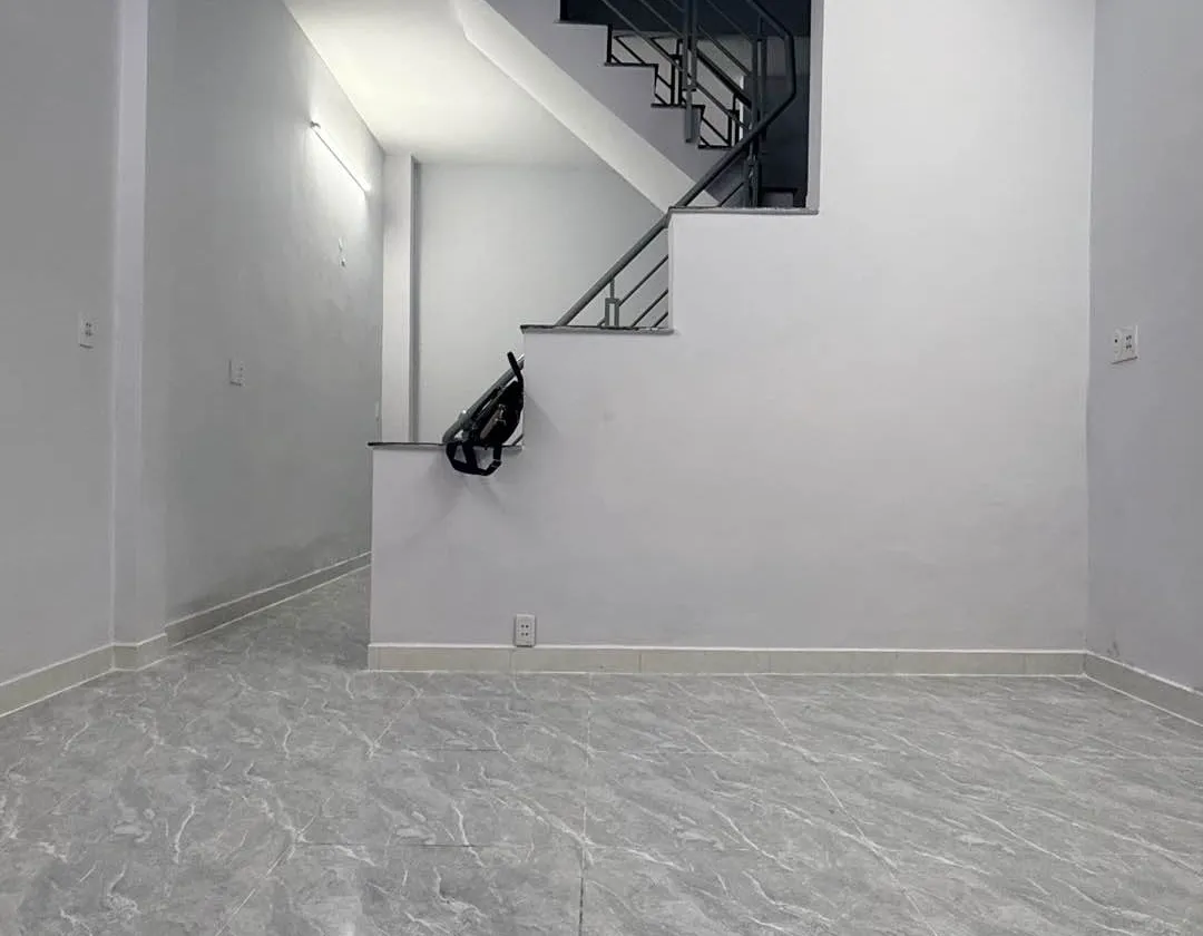 Nhà 2 tầng 2PN 32m2 tại Bình Tân giá 3.95 tỷ, hẻm 4m... Bán nhà riêng tại Bình Trị Đông, Hồ Chí Minh 01