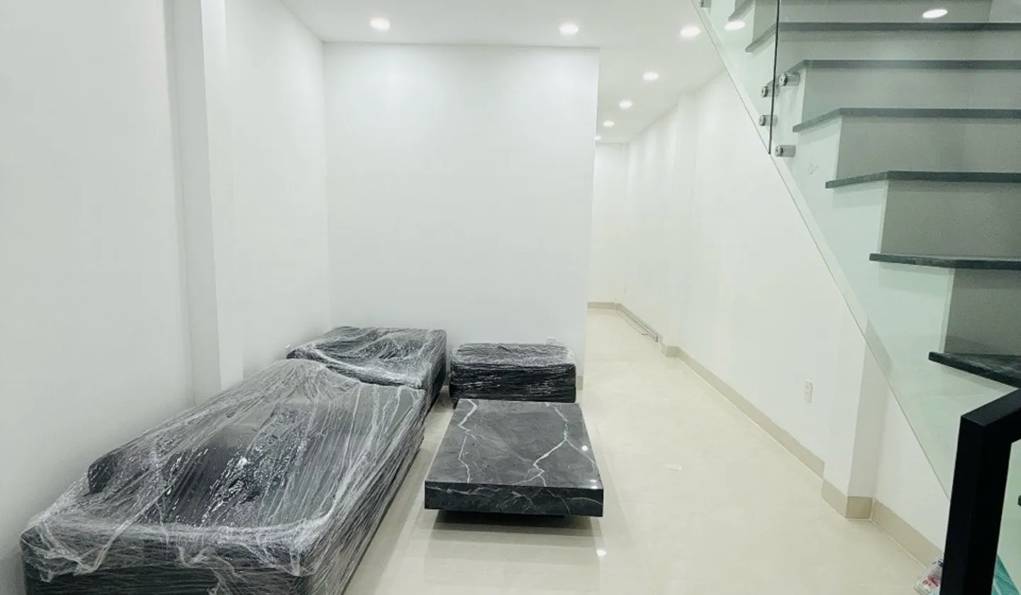 🏡 GẦN BA THÁNG HAI – 37M² –QUẬN 10- 2 TẦNG – HẺM 4M – NHỈNH 6 TỶ... Bán nhà riêng tại Vườn Lài, Hồ Chí Minh 01