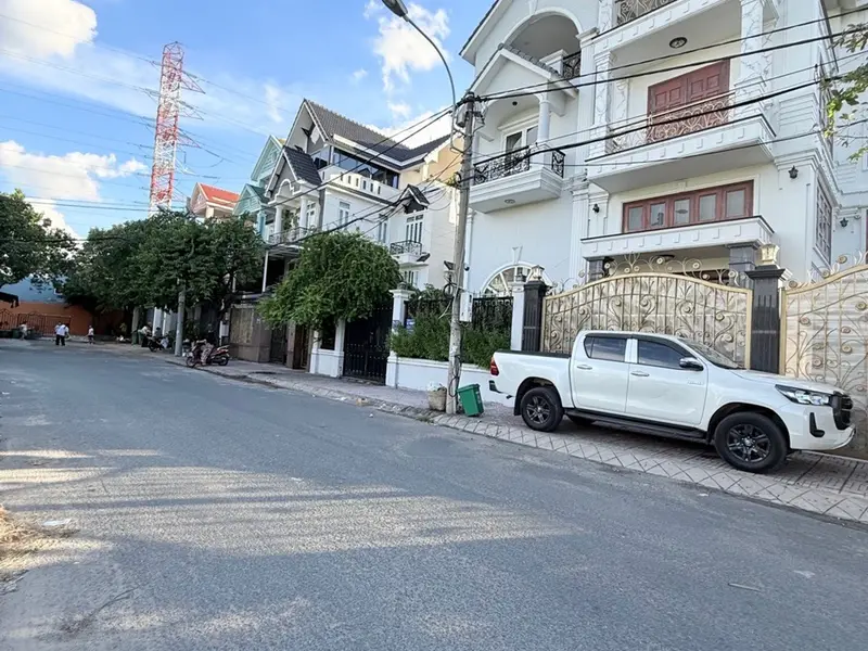 Bán nhà biệt thự 5 tầng khu Đồng Gia, Phường Thới An, TP.HCM, diện tích 193m², có thang máy... Bán nhà riêng tại Thới An, Hồ Chí Minh 01