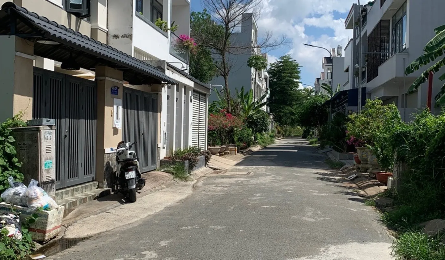 Nhà đẹp Nguyễn Bình giá tốt sổ hồng chính chủ chỉ 5.9 tỷ... Bán nhà riêng tại Hiệp Phước, Hồ Chí Minh 01