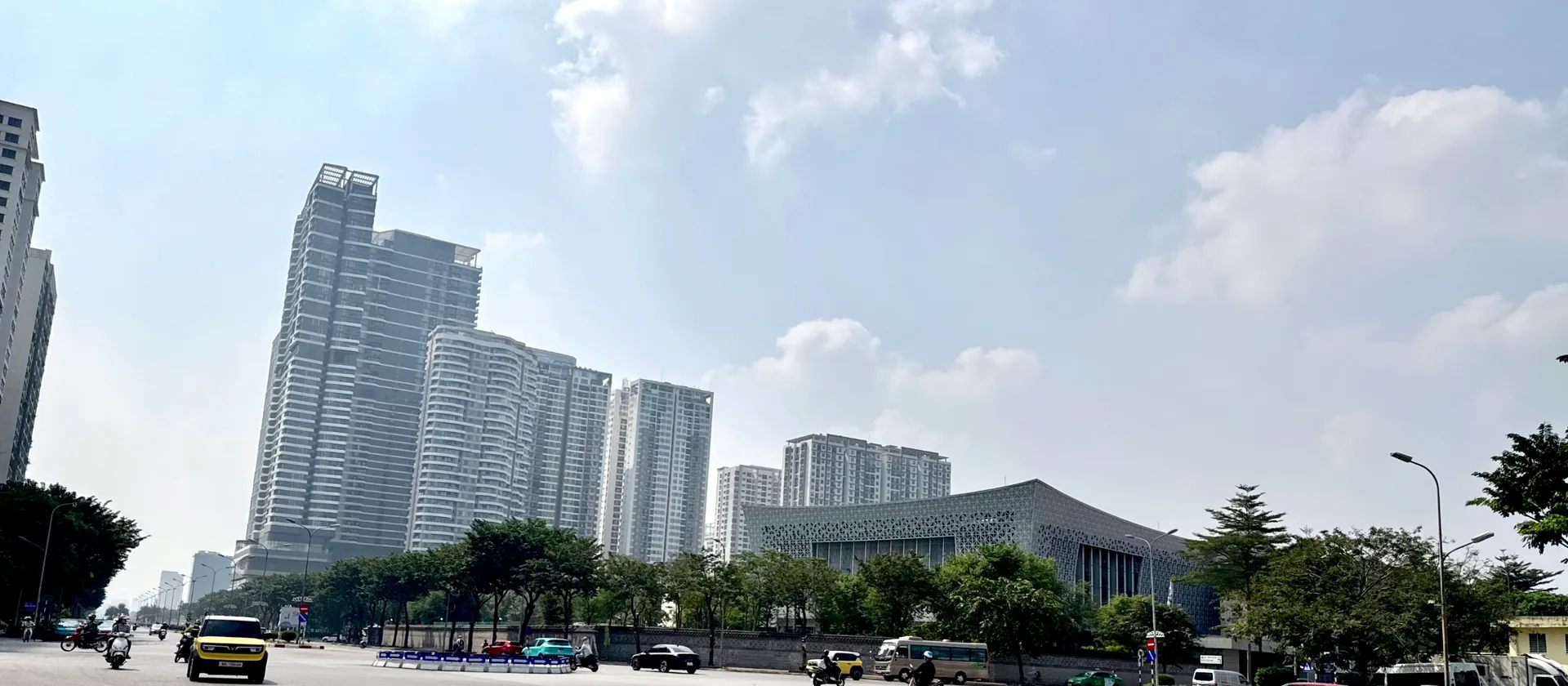 ĐÓN ĐẦU VÀNH ĐAI 2.5 VỚI NHÀ 6 TẦNG - THANG MÁY - MT 5M... Bán nhà riêng tại Xuân Đỉnh, Hà Nội 01