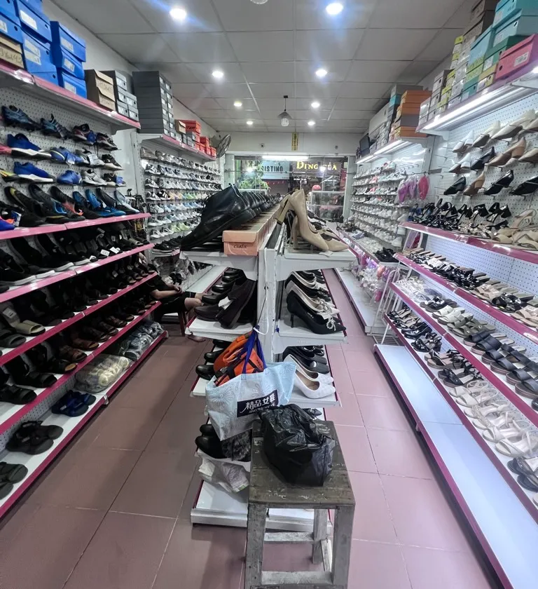 Bán nhà mặt phố Phường Bồ Đề, Hà Nội, 4 tầng, diện tích 36.4m2, vị trí kinh doanh đắc địa... Bán nhà mặt phố tại Bồ Đề, Hà Nội 01