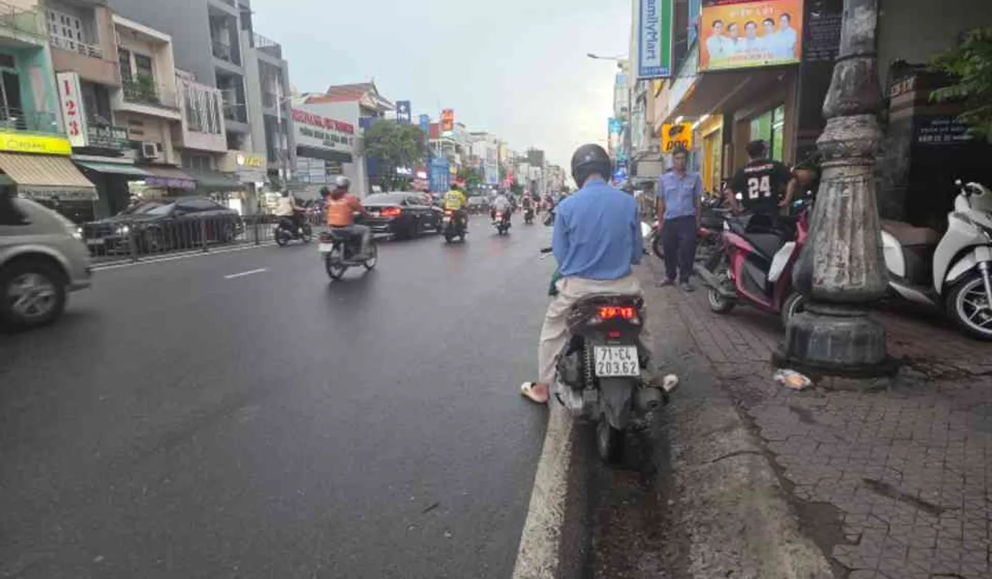 Bán toà nhà CHDV 7 tầng, Thang máy, mặt tiền, Dương Bá Trạc, quận 8 , 193m2, nhỉnh 90tỷ.... Bán nhà mặt phố tại Chánh Hưng, Hồ Chí Minh 01