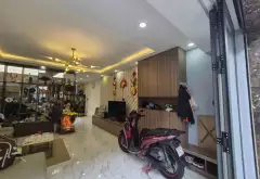 Nhà đẹp rộng rãi, sẵn ở và kinh doanh ngay quận Bình Tân... Bán nhà riêng tại Bình Hưng Hòa, Hồ Chí Minh 05