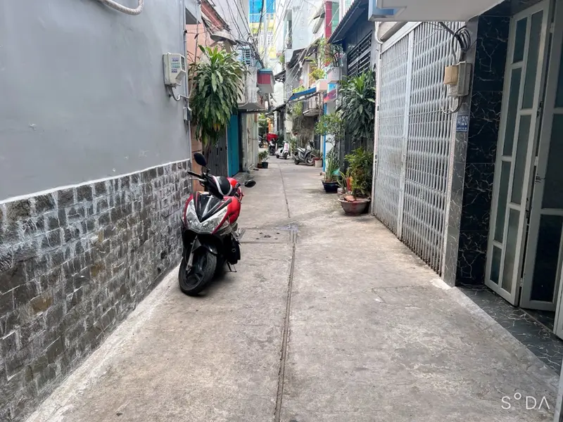 Bán nhà riêng hẻm XM phường 4 Quận 8, diện tích 22.8m², sổ pháp lý đầy đủ... Bán nhà riêng tại Chánh Hưng, Hồ Chí Minh 01