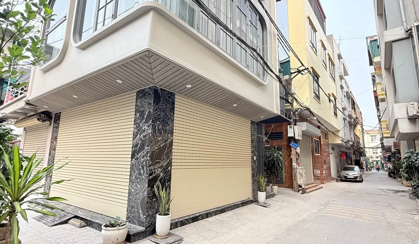 Nhà 2 tầng yên tĩnh tại Việt Hưng, sổ riêng, dễ chốt... Bán nhà riêng tại Việt Hưng, Hà Nội 01