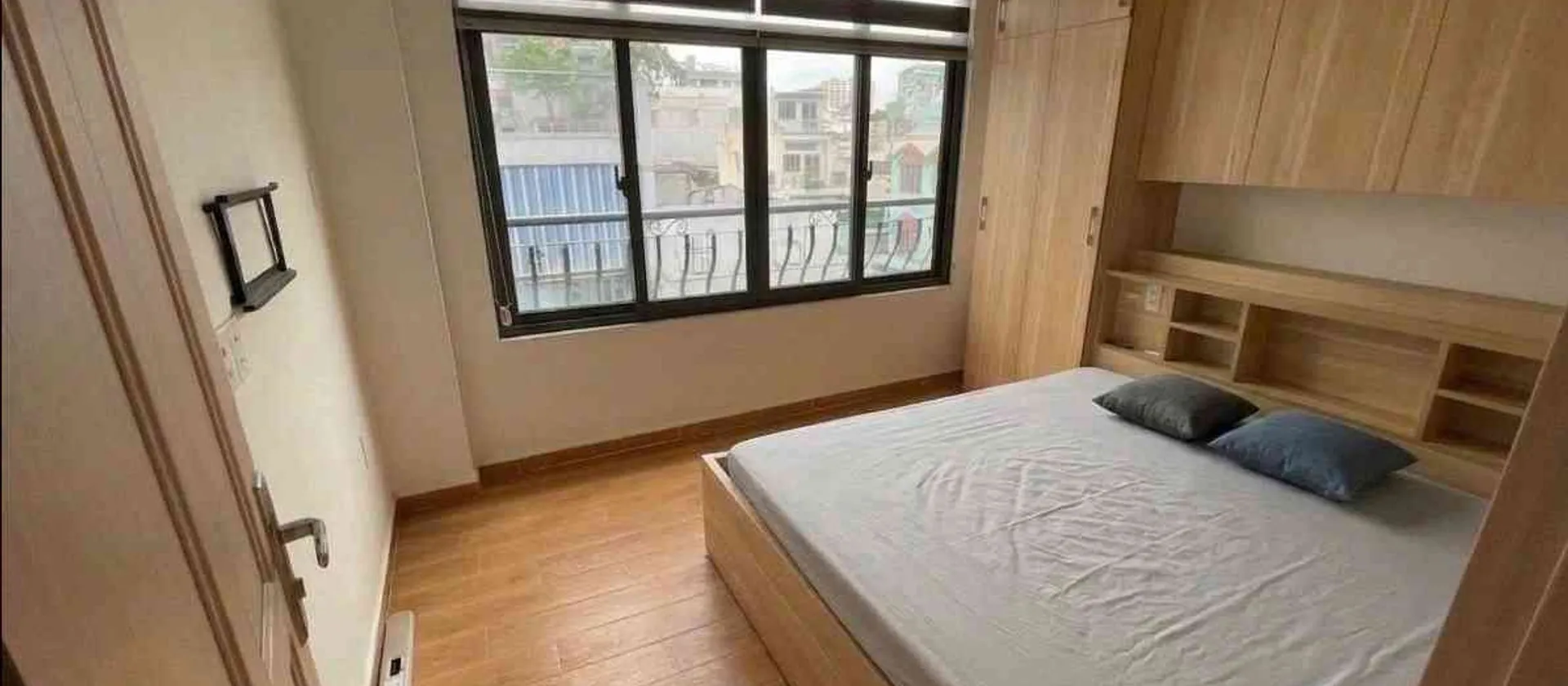 Bán nhà 5 tầng hướng Đông Bắc tại phường Hòa Bình, Quận 11, Hồ Chí Minh... Bán nhà riêng tại Hòa Bình, Hồ Chí Minh 01