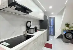TRUNG TÂM QUẬN 10 - NHÀ 3 TẦNG ĐẸP MUA Ở NGAY - 3PN 3 WC - FULL NỘI THẤT - MUA Ở... Bán nhà riêng tại Vườn Lài, Hồ Chí Minh 03