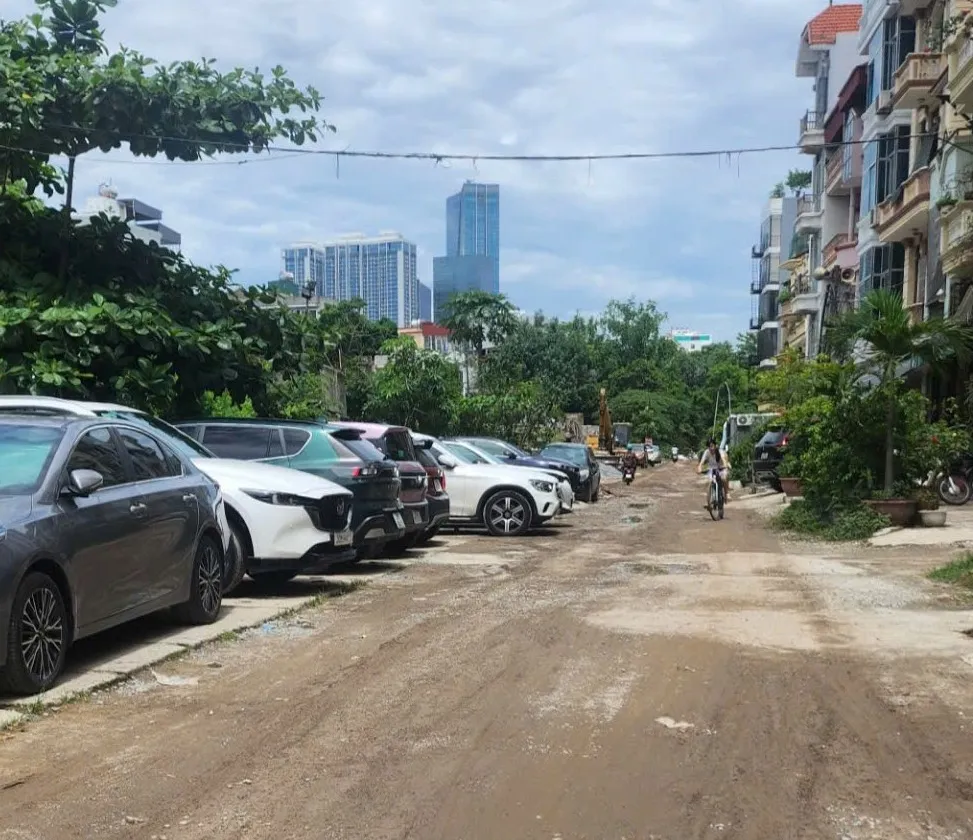 CƠ HỘI HIẾM ĐỂ SỞ HỮU NHÀ MẶT NGÕ KINH DOANH TẠI GIANG VĂN MINH BA ĐÌNH VỚI GIÁ GIẢM MẠNH.... Bán nhà riêng tại Ngọc Hà, Hà Nội 01