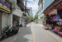 Bán nhà mặt phố Bồ Đề, Long Biên, vị trí kinh doanh đắc địa, mặt tiền rộng 4.8m... Bán nhà mặt phố tại Bồ Đề, Hà Nội 01