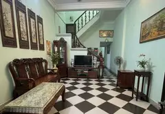 Nhà dân xây chắc chắn. 58m2 giá 9,28 tỷ. Ngõ thông, bãi gửi xe gần.... Bán nhà riêng tại Bồ Đề, Hà Nội 01