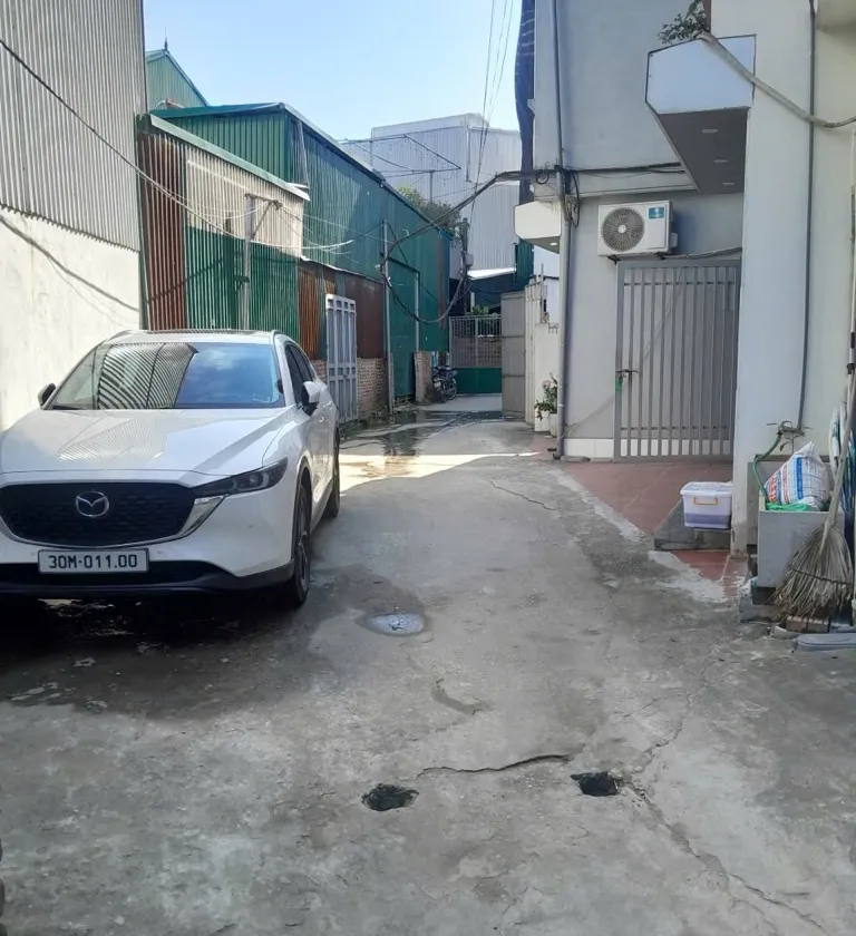 Nhà 5 tầng mới đẹp, vị trí vàng gần cầu Thanh Trì - Cơ hội đầu tư sinh lời hiếm có... Bán nhà riêng tại Long Biên, Hà Nội 01